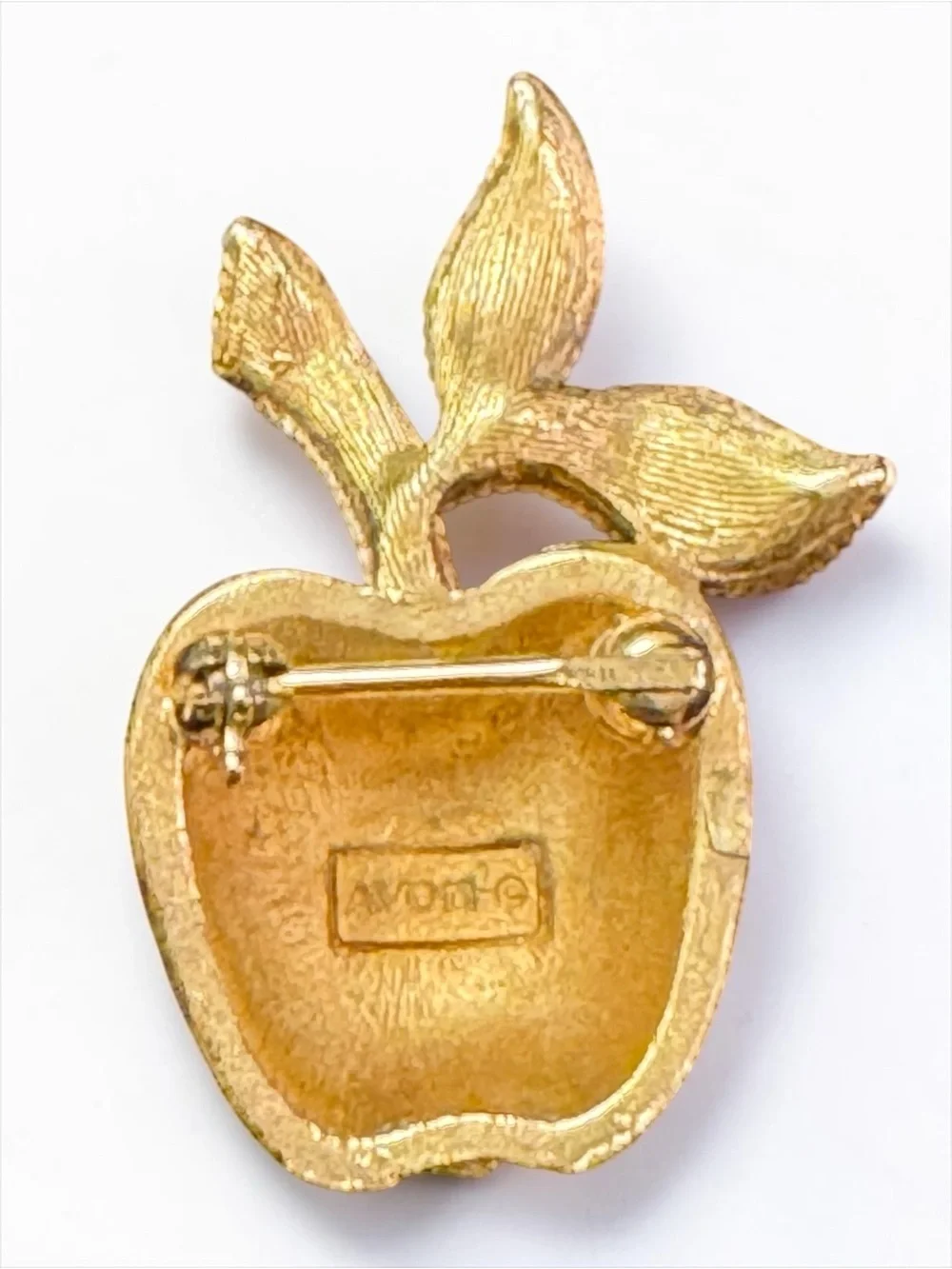 Vintage Avon Gols Apple Pin Brooch